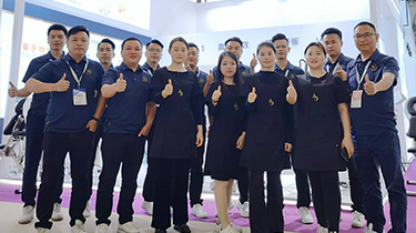 亮而彩｜上海浦東美博會現場持續火爆中……