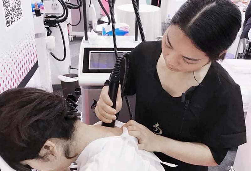 中國(guó)美容儀器網(wǎng)選擇美容儀器有哪些優(yōu)勢(shì)？四大吸睛優(yōu)勢(shì)很突出