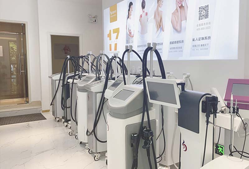 面部提升儀美容院儀器哪家好？我們?yōu)槭裁匆鍧嵞槻浚? /> </a>
  <div   id=